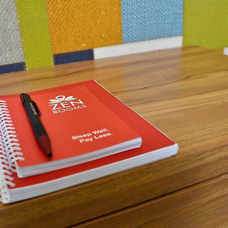 Zen Rooms Kuta Tuban Suites Exterior photo