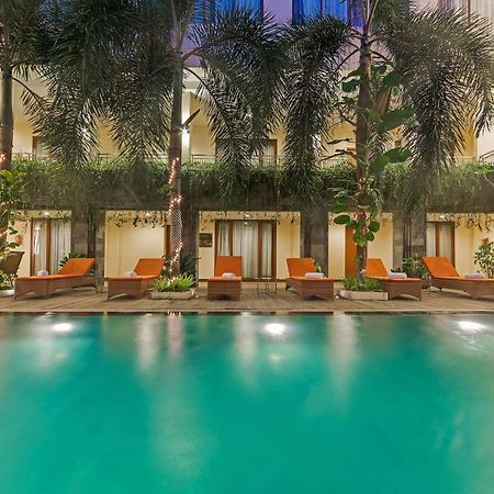 Zen Rooms Kuta Tuban Suites Exterior photo